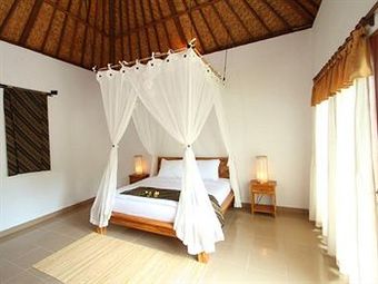 Lembongan Cliff Villas