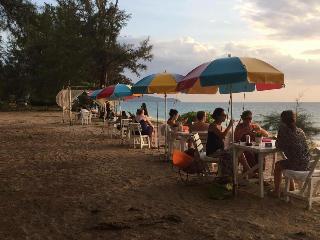 Micky Monkey Beach Hotel