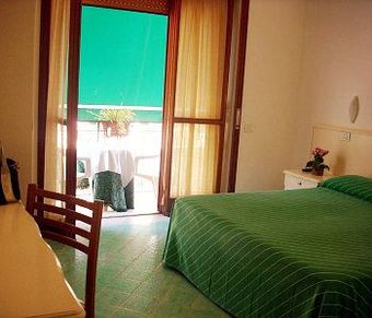 Hotel De Rosa