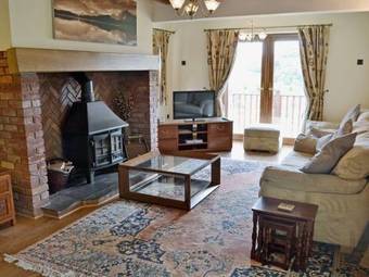 Canalside Cottage