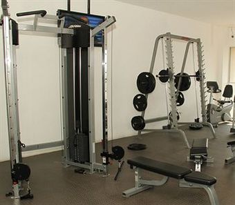 Hotel Pia Suites