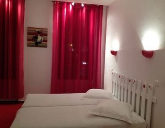 Au Nouvel Hotel