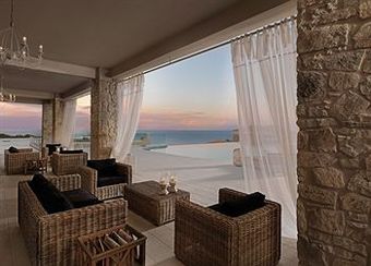 Hotel Camvillia Resort