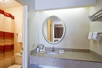 Hotel Red Roof Inn Buffalo - Niagara Airport