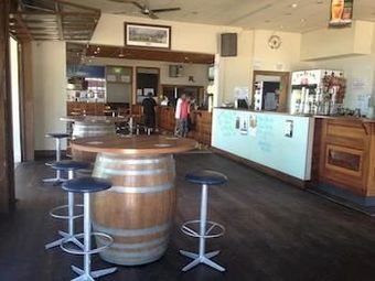 Port Lincoln Pier Hotel