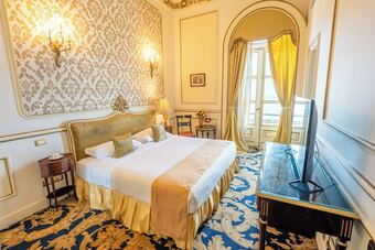 Paradise Inn Le Metropole Hotel Since 1902