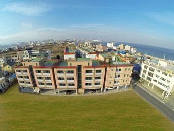 Hotel Hj House