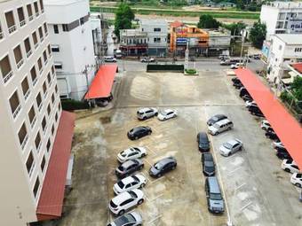 P.a. Thani Hotel