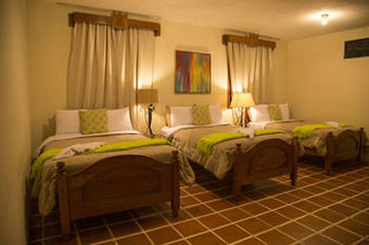 Hotel El Carmen Suites