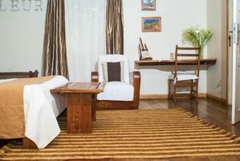 Hotel Couleur Caf�