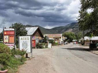Lodge Rustic New Mexican Charm