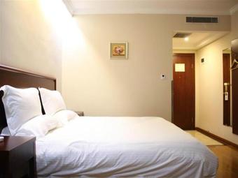 Greentree Inn Shanghai Minhang Zhuanqiao Metro Station Zhuanxing E) Road Shell Hotel