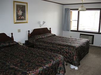 Lake 'n Pines Motel