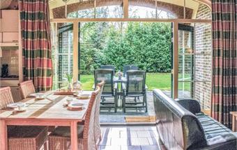 Holiday Home De Haan 04