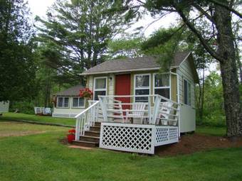 Agroturismo Bay Leaf Cottages & Bistro