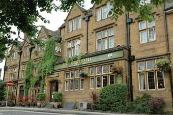 Cromwell Lodge