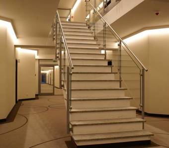 Aribo Hotel