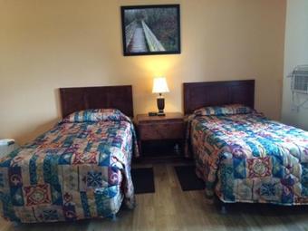Bed & Breakfast Carleton Motel And Coffee Shop