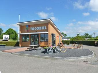 Holiday Home De Lemmer 43