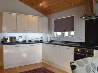 Snowy Owl Lodge