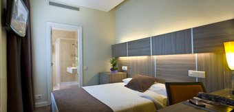 Hotel Serrano