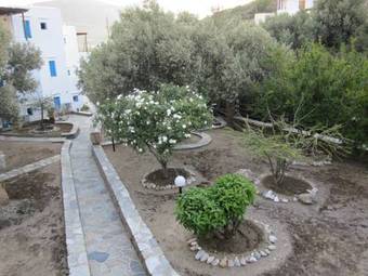 Alexandros Hotel