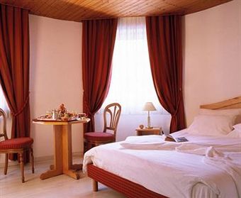 Hotel Logis Au Bois Le Sire
