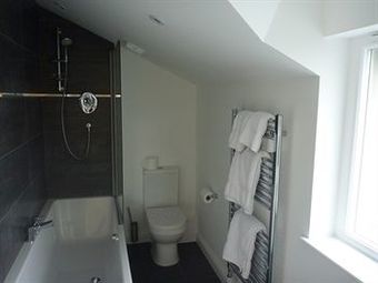 Albergue Lake House