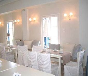 Hotel Benois