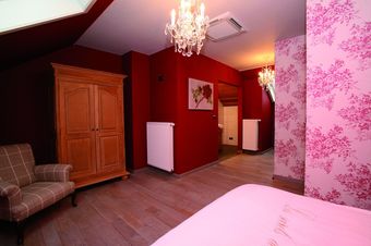 B&B Les Secrets De La Vie