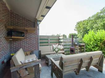 Modern Holiday Home In Schagerbrug With Jaccuzi