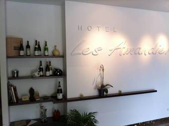 Inter-hotel Les Amandiers