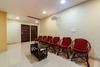 Hostal Oyo 18612 Sree Sai Surya Service Apartment