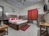 Oyo 7852 Hotel Embassy
