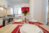 Apartamentos Coresi Suits