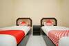 Hostal Oyo 2003 Female Guest House