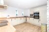 Captivating 4-bed House In Lincoln