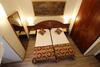 Mokinba Hotels King