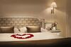 Hotel Ambassador-zlat� Husa