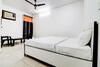 Oyo 77805 Hotel Sweet Valley