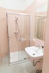 Albergue Chopin Host