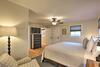Cozy Hendersonville Home With Deck And Fire Pit!