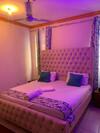 Rosy Luxurious Apartment