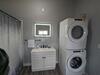 Summerlee Suite - Beautiful Remodeled Farmhouse