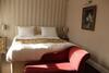 Hostal Clifton Villa Guest House