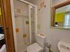 Hostal Pension Izar Bat Guesthouse