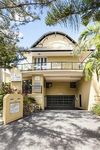 Julians Apartments