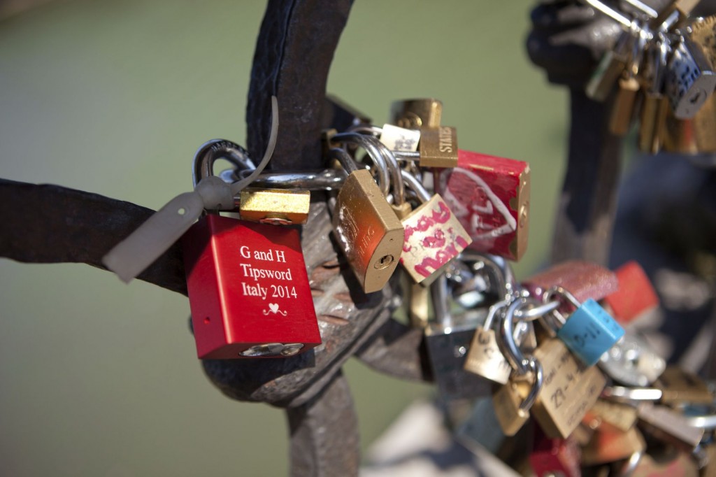 Love Locks in Italy - ROMA AMOR